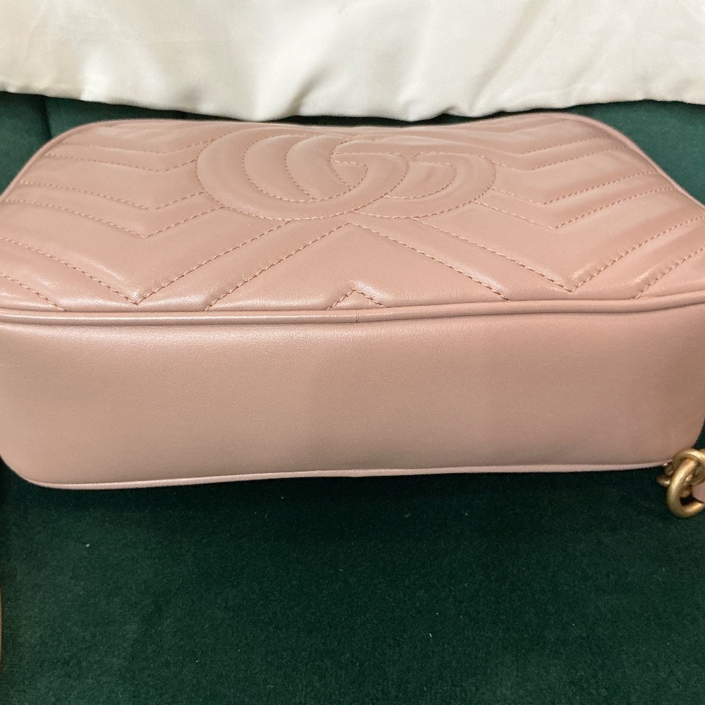 GG Marmont Samll Beige Hand Bag - Picture 5 of 7